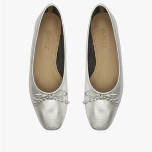 Schutz Arissa Silver Metallic Ballet Flats Size 9